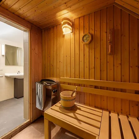With Sauna Near בית נופש